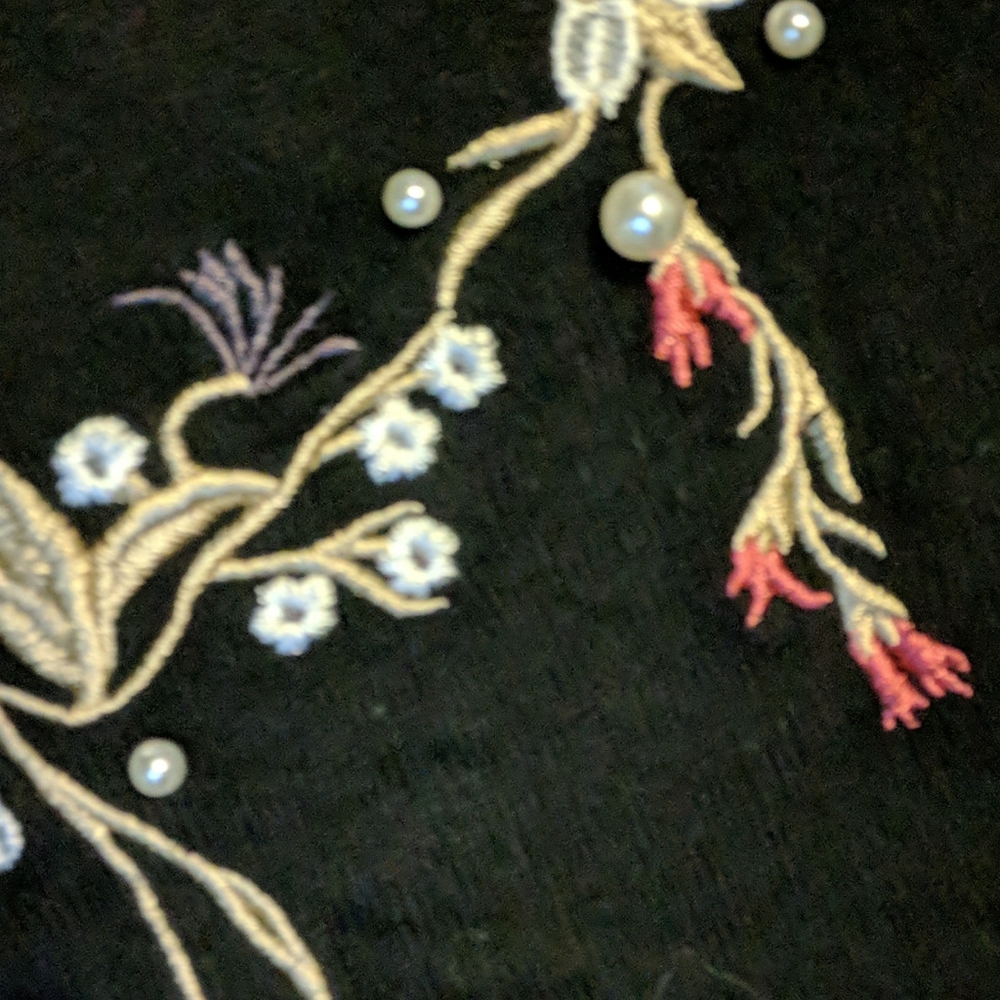 Sweater - Picture 3 of 3